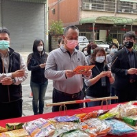 「坤悅高飛」工地上樑儀式,圓滿成功。